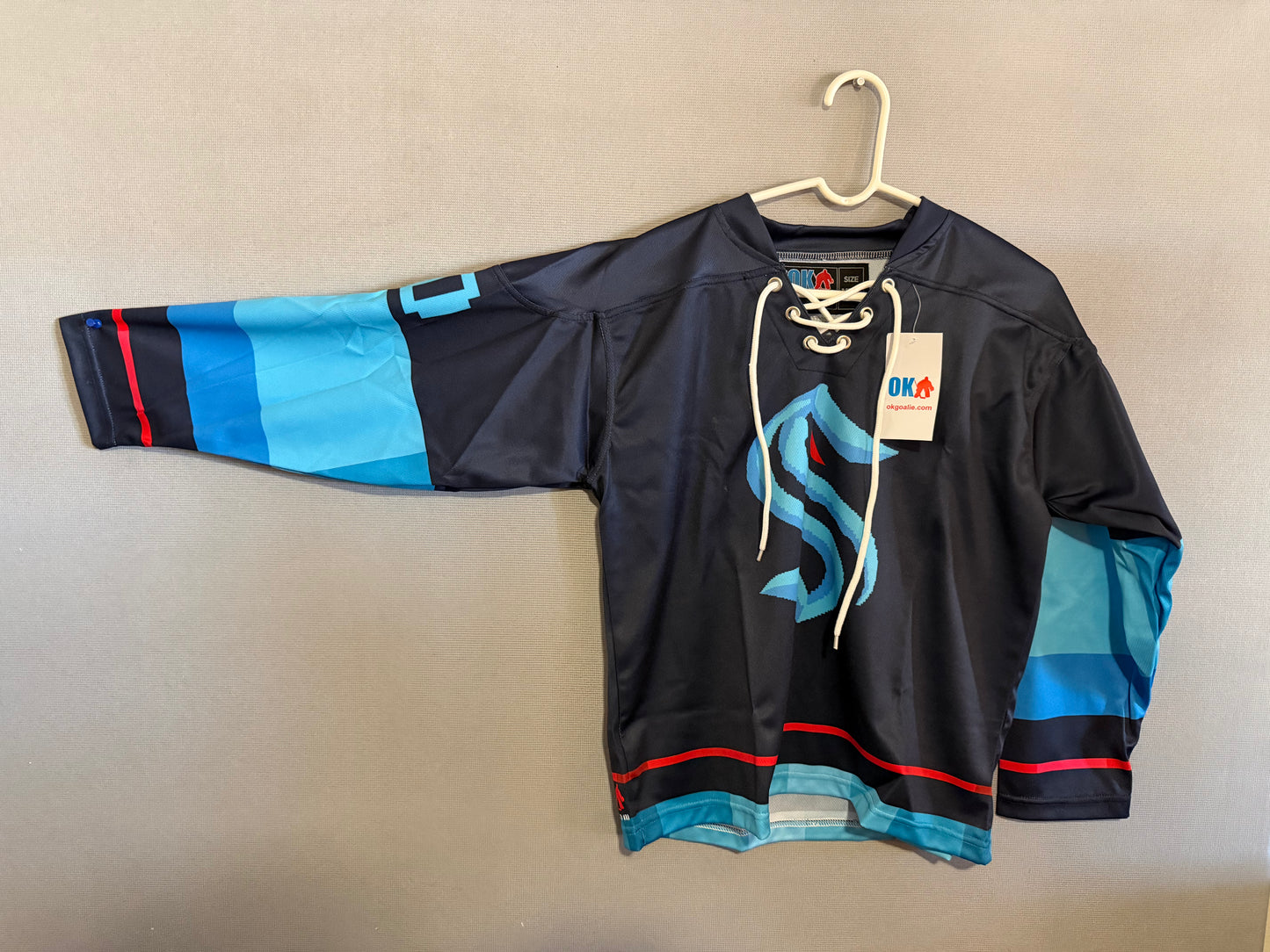 Clearance 8Bit Seatle Ice Hockey Jersey